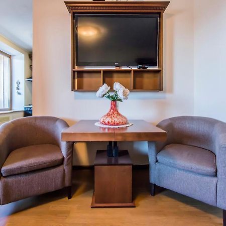 Two-Room Apartments On Maidan Nezavisimosti Kijev Kültér fotó