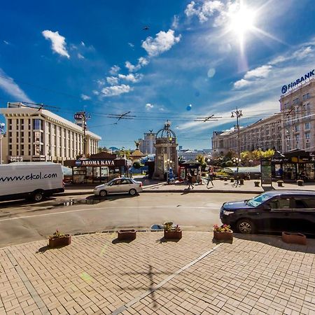 Two-Room Apartments On Maidan Nezavisimosti Kijev Kültér fotó
